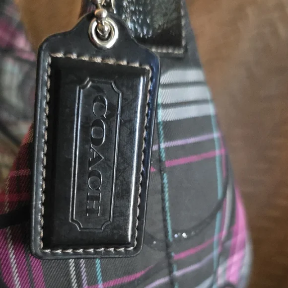 Coach Poppy Shoulder Bag - Pink and Black 2011 - Picture 3 of 8